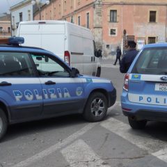 CONTROLLI POLIZIA. DENUNCIATI PADRE E FIGLIO