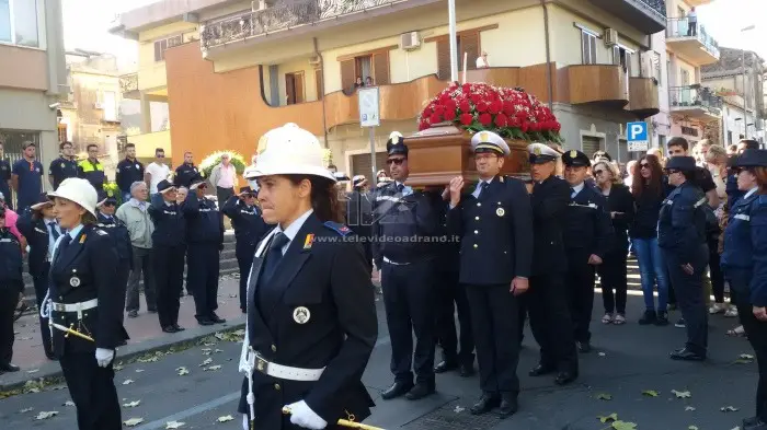 funerali platania