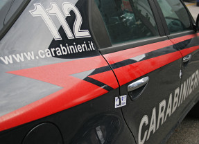 Scordia. Carabiniere ferito con una coltellata durante intervento di soccorso. Arrestato l’aggressore