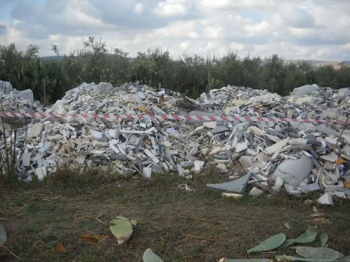 discarica marmi