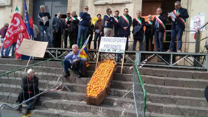 Manifestazione Francofonte 3