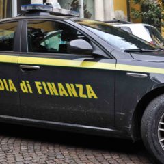 Catania. Arrestato finanziere. Avrebbe prospettato anche ad operatori commerciali di Adrano e Acireale la possibilità di evitare controlli fiscali