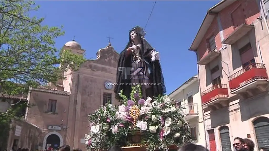 ADRANO. STAMATTINA LA PROCESSIONE DELLA MADONNA ADDOLORATA