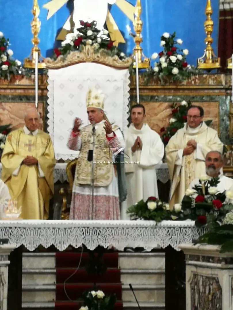 ADRANO. PADRE STIMOLI NUOVO PARROCO DELLA CHIESA MADRE