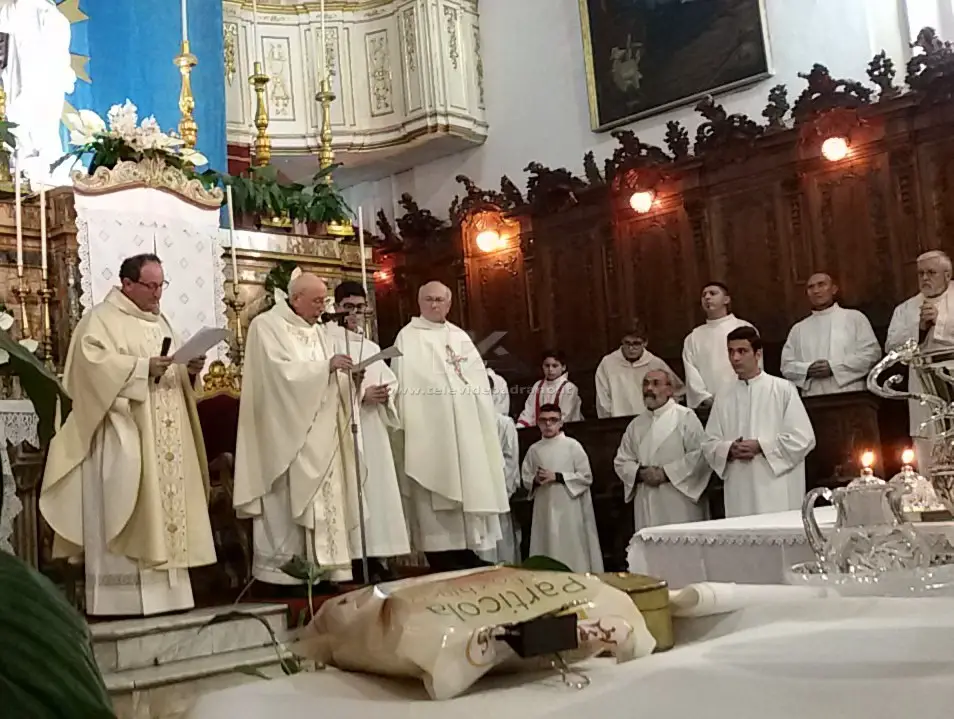 CHIESA MADRE ADRANO. SI E’ INSEDIATO IL NUOVO PARROCO, DON STIMOLI