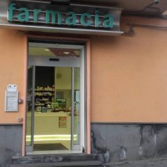 LADRI IN AZIONE IN UNA FARMACIA AD ADRANO