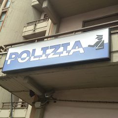Adrano. Tentano di svaligiare abitazione. Rintracciato e denunciato un 14enne
