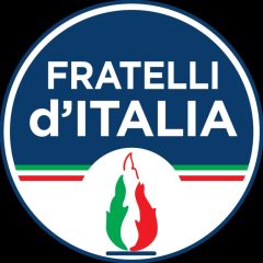 Adrano. Polemiche all’interno di Fratelli d’Italia. 6 consiglieri e l’assessore Politi si autosospendono dal partito e si dichiarano indipendenti.