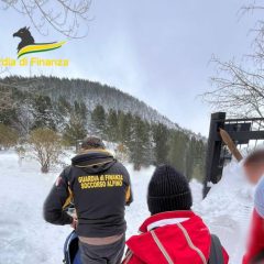Etna: salvati tre escursionisti minorenni in difficoltà nel territorio di Adrano