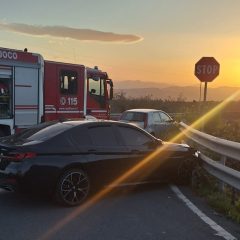 Paternò. Scontro fra due auto sulla Sp 4/11. Feriti un 46enne adranita e un 21enne straniero