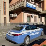 Adrano, si oppone con forza allo sfratto: 19enne denunciato dalla Polizia