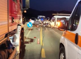 Palagonia. Violento impatto auto-furgone. Feriti 8 lavoratori agricoli
