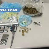 Adrano, 21enne arrestato per detenzione ai fini di spaccio di droga