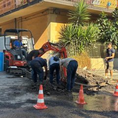 Adrano. Al via l’intervento per eliminare la perdita di acqua in via Cappuccini