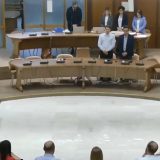 Adrano. Apertura del Consiglio comunale con un minuto di silenzio per ricordare il dipendente comunale Salvo Carini