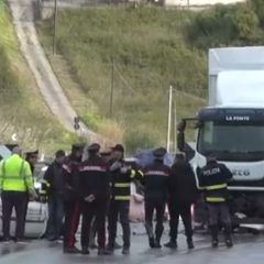 Tragedia sulla Palermo-Agrigento. Tre morti in un impatto tra un camion e un’auto medica
