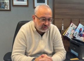 Grave atto intimidatorio contro il sindaco Fabio Mancuso: “Superato ogni limite di civiltà. Odio e minacce non fermeranno l’azione amministrativa”.