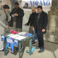 ADRANO. RACCOLTA FIRME DELLA LEGA A FAVORE DELLE FORZE DELL’ORDINE