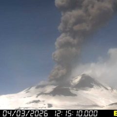Etna, evento esplosivo di tipo impulsivo