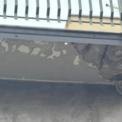 Adrano. Intervento dei pompieri per caduta calcinacci da un balcone di via Vittorio Emanuele