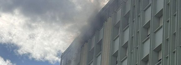 Catania. Paura per un incendio al settimo piano dell’ospedale Cannizzaro