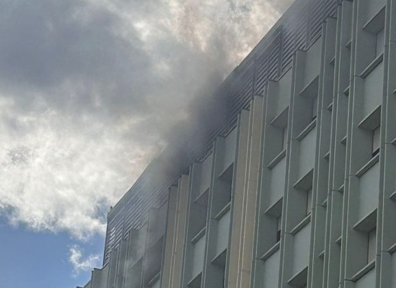 Catania. Paura per un incendio al settimo piano dell’ospedale Cannizzaro