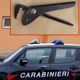 Adrano. Violenta lite in strada. Automobilista colpito alla testa: denunciato dai carabinieri un 20enne