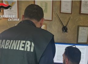 Biancavilla. Aggredita anziana dopo avere prelevato la pensione alla posta. Arrestato 64enne