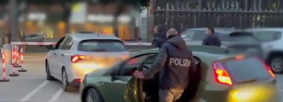 Catania. Rapinano un corriere per rubare sigarette. Due catanesi tratto in arresto dalla Polizia di Stato