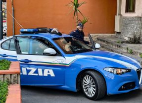Adrano. 40enne arrestato dalla Polizia per rapina e furto