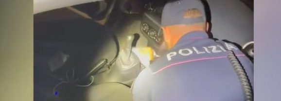 Catania. Arrestato dalla Polizia spacciatore biancavillese 18enne sorpreso con la droga in auto