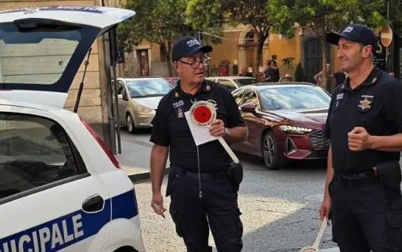 Bronte. Sicurezza: la Polizia municipale attiva un presidio fisso nelle piazze del centro