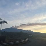 Etna in eruzione: stop agli arrivi fino alle 16:00 per l’aeroporto Fontanarossa di Catania