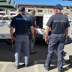 Bronte, controlli contro l’abusivismo commerciale: sequestrati 365 kg di prodotti non tracciati e sanzioni per 18 mila euro