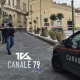 Mineo, allarme per un presunto ordigno nei pressi di una banca: evacuata la scuola Luigi Capuana